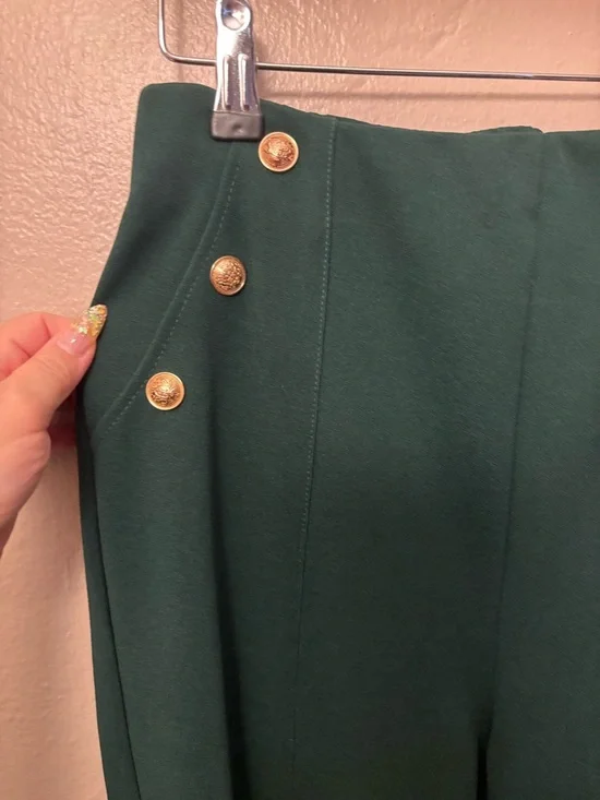 High-Waist NWOT Dark Green Button-Accent Pants 🆕 - Picture 2 of 4